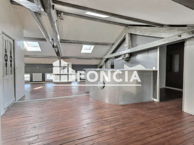 Appartement à LA SEAUVE-SUR-SEMENE