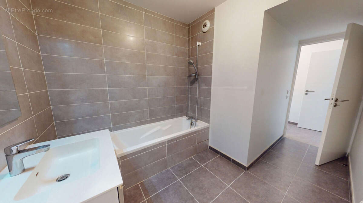 Appartement à MEYLAN