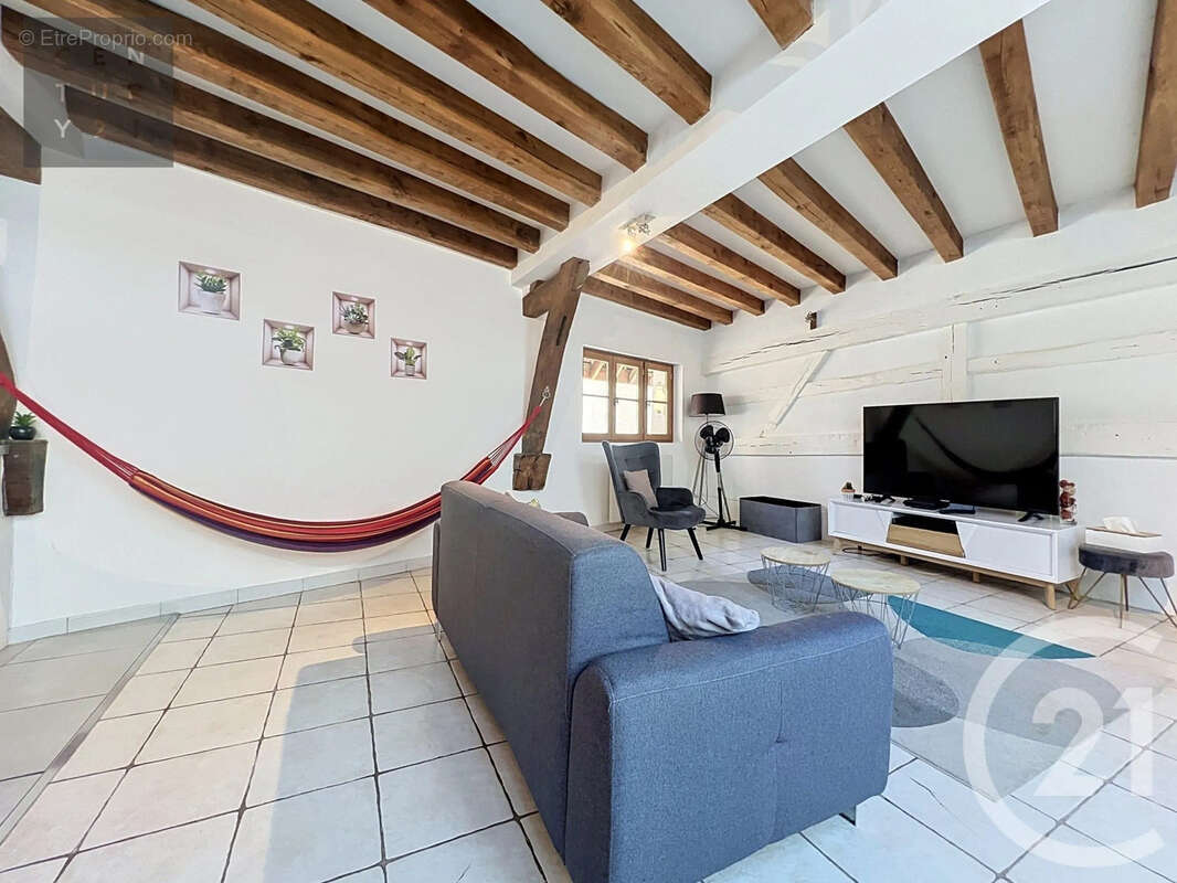 Appartement 90 m² à Troyes  - photo 2
