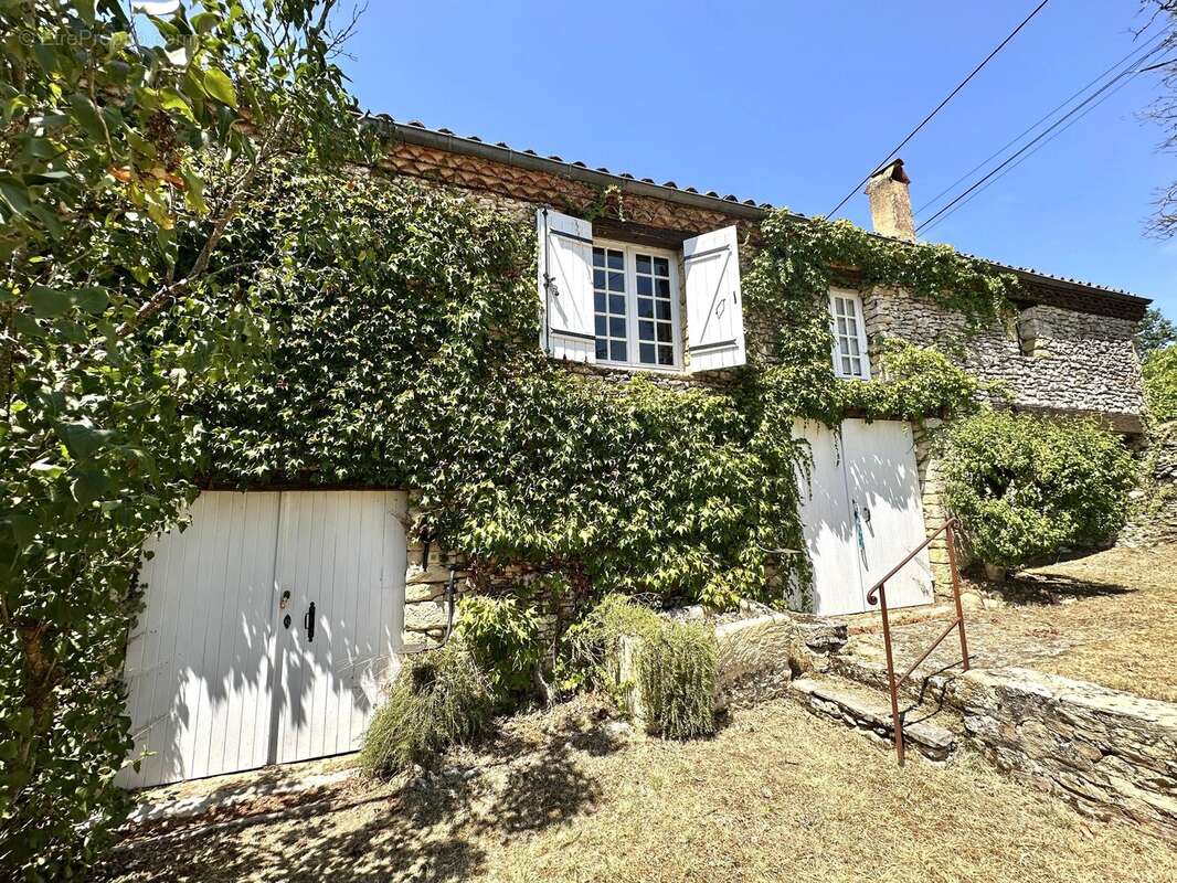 Propriété de caractère avec gîte indépendant et piscine à proximité de Saint-Cyprien - photo 12