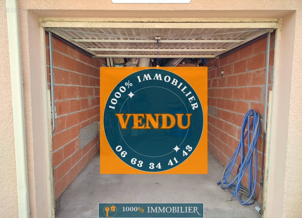 Parking à VALRAS-PLAGE