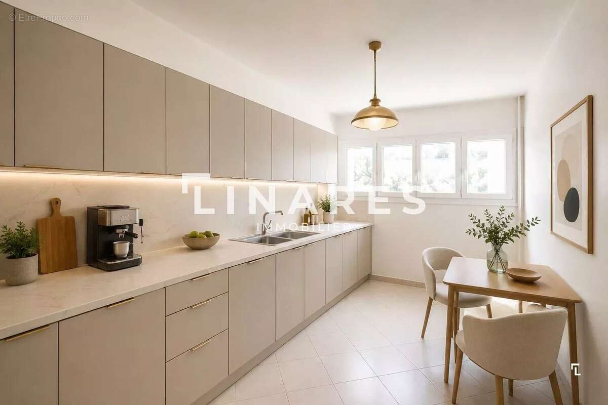 Appartement à MARSEILLE-8E