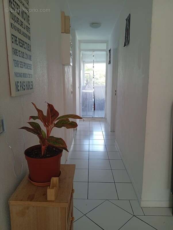 Appartement à BAIE-MAHAULT