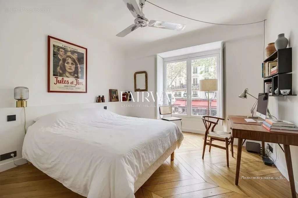 Appartement à PARIS-10E