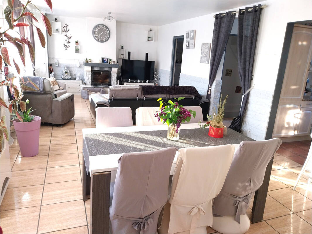 Maison à PERSAN