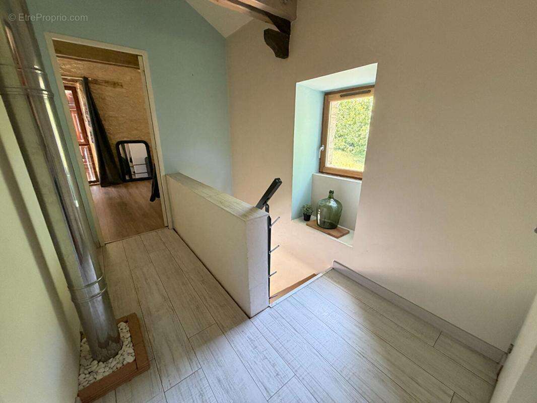 Cahors, maison en pierre rénovée avec piscine - photo 10