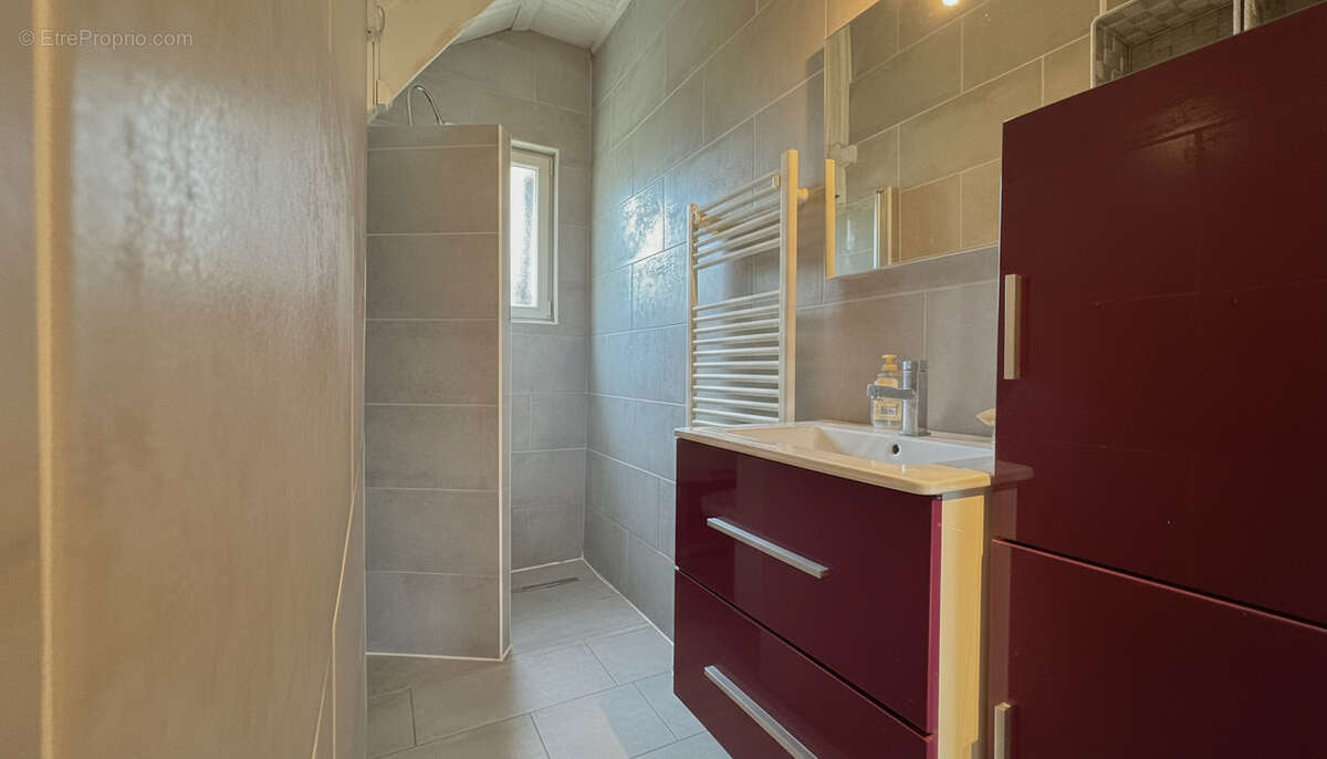 n°5 - Appartement à SAINT-EGREVE