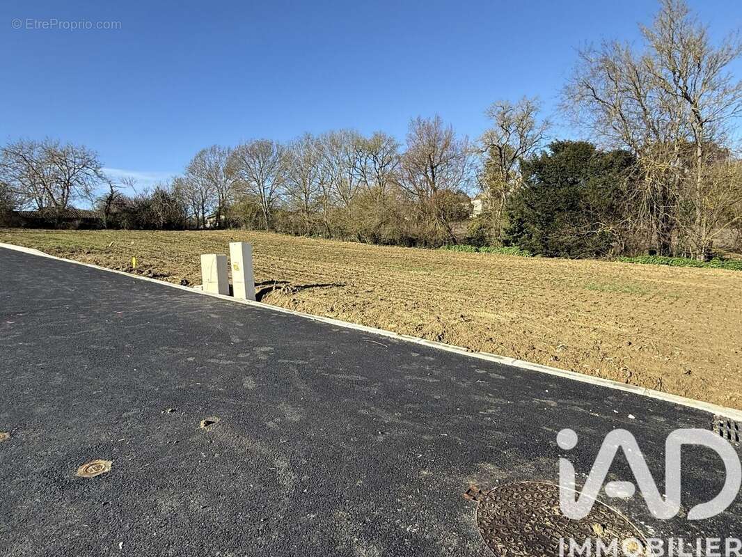 Photo 2 - Terrain à ENCAUSSE