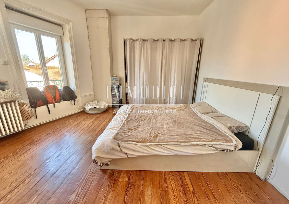 Appartement à THOISSEY