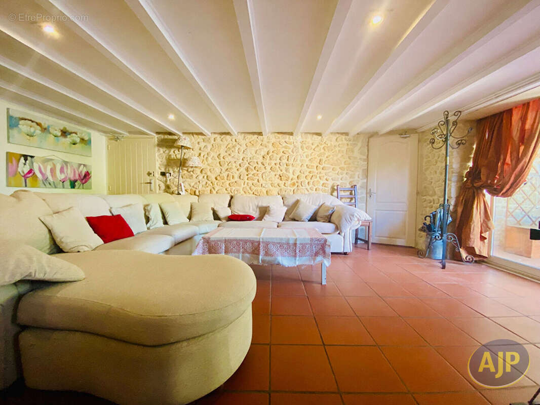 Maison à LESPARRE-MEDOC