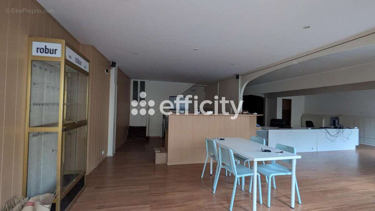 Maison à SAINT-REMY-SUR-DUROLLE