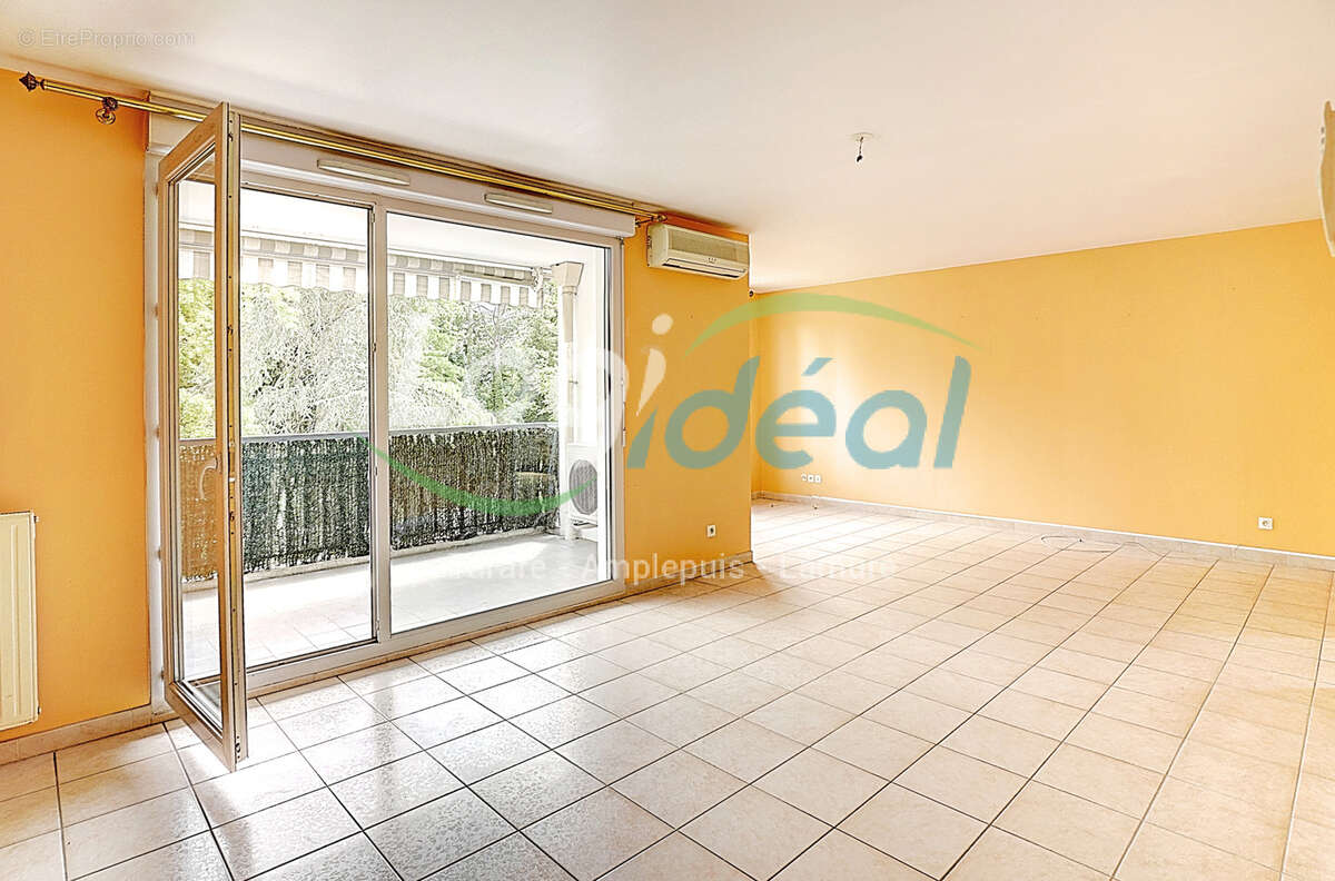 Appartement à THOISSEY