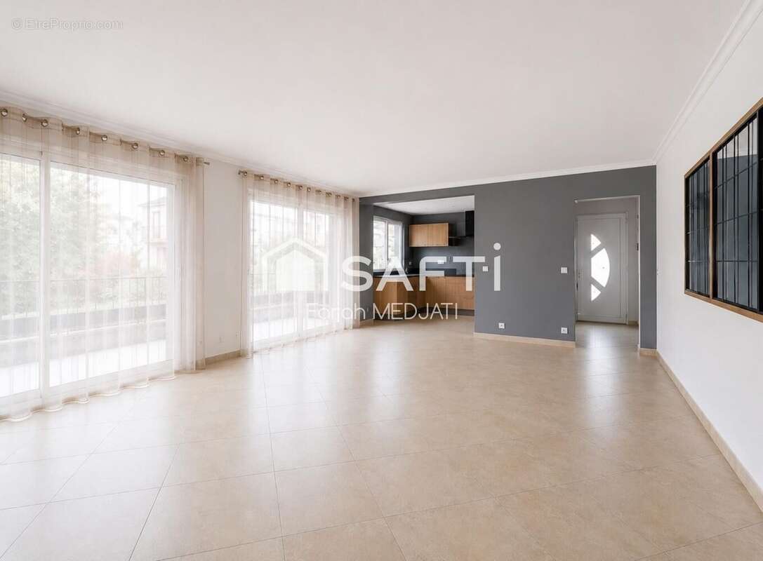Maison 122 m² à Taverny  - photo 2