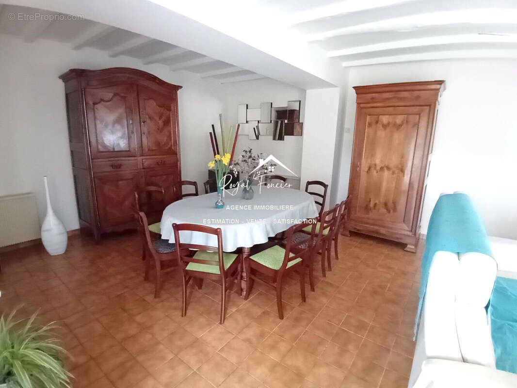 Maison à SAINTE-MAURE-DE-TOURAINE