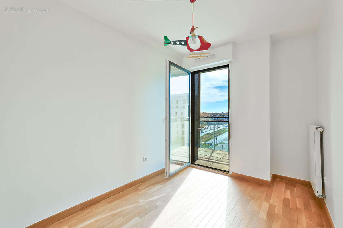 Appartement à COLOMBES