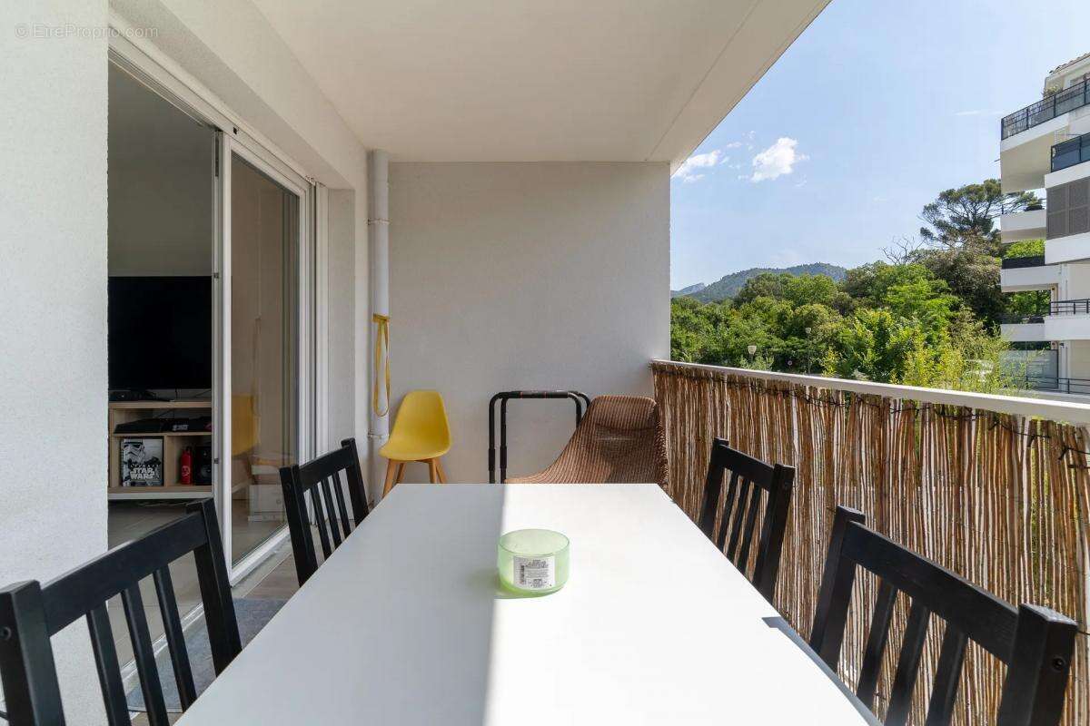 Appartement à MARSEILLE-11E