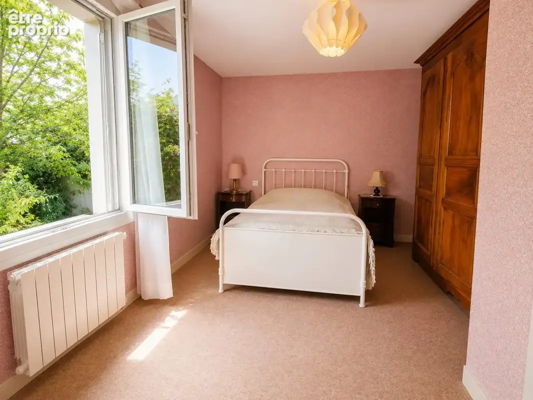 Maison 85 m² à Saint-Sulpice-Les-Feuilles  - photo 8