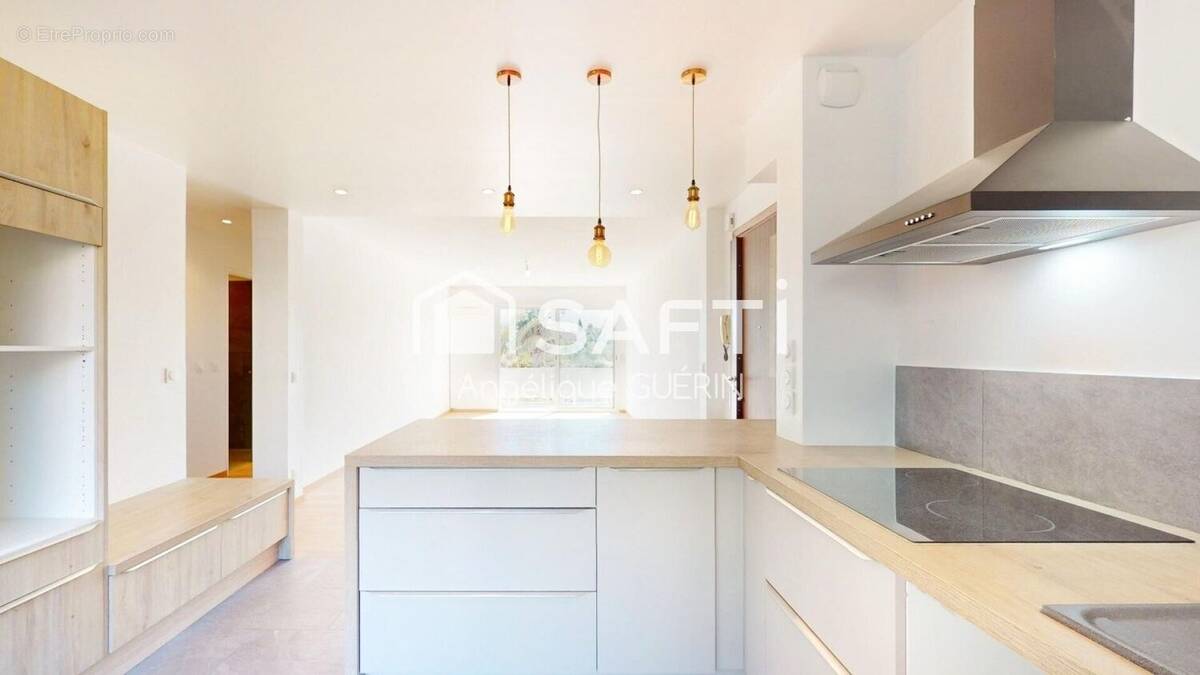 Photo 1 - Appartement à HYERES