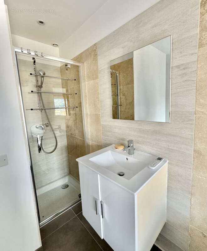 Appartement à FAYENCE