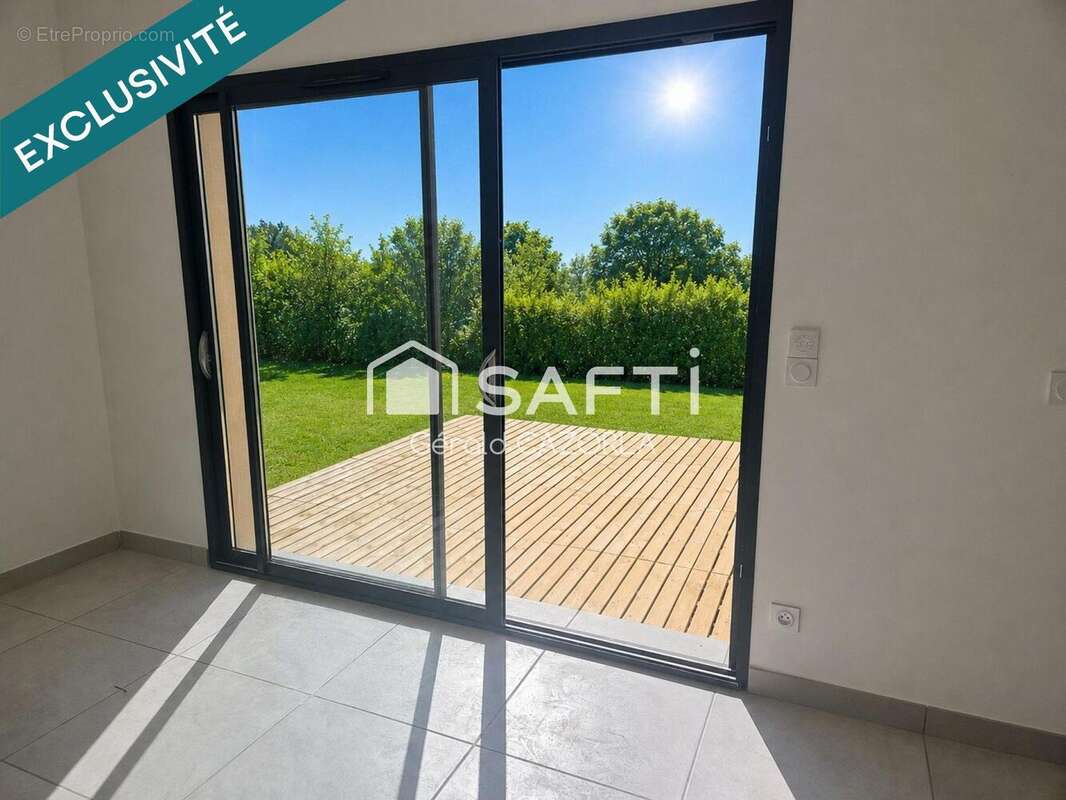 Maison 86 m² à Poussan  - photo 2