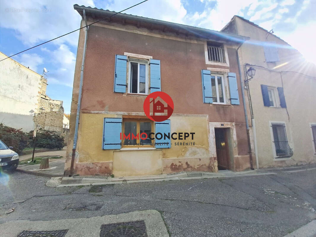 Maison à ROQUEMAURE