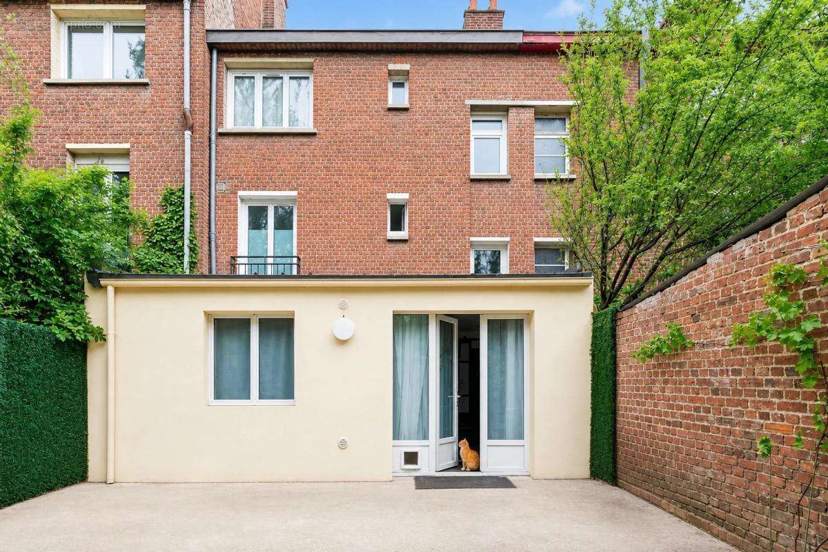 Maison de 7 pièces de 153 m2 en vente à Lille - photo 12