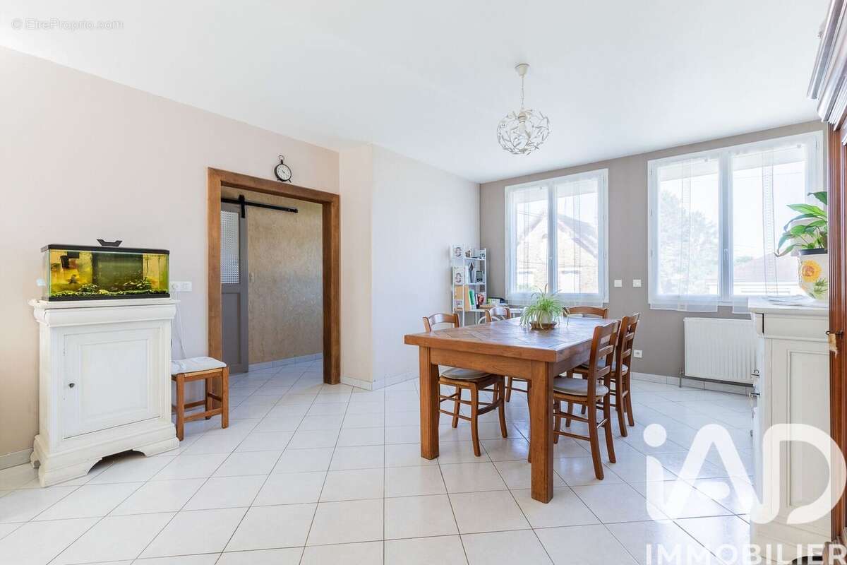 Photo 3 - Maison à RIS-ORANGIS