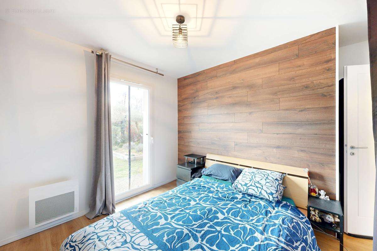 Maison T5 de plain pied 154 m² avec DPE A - photo 9