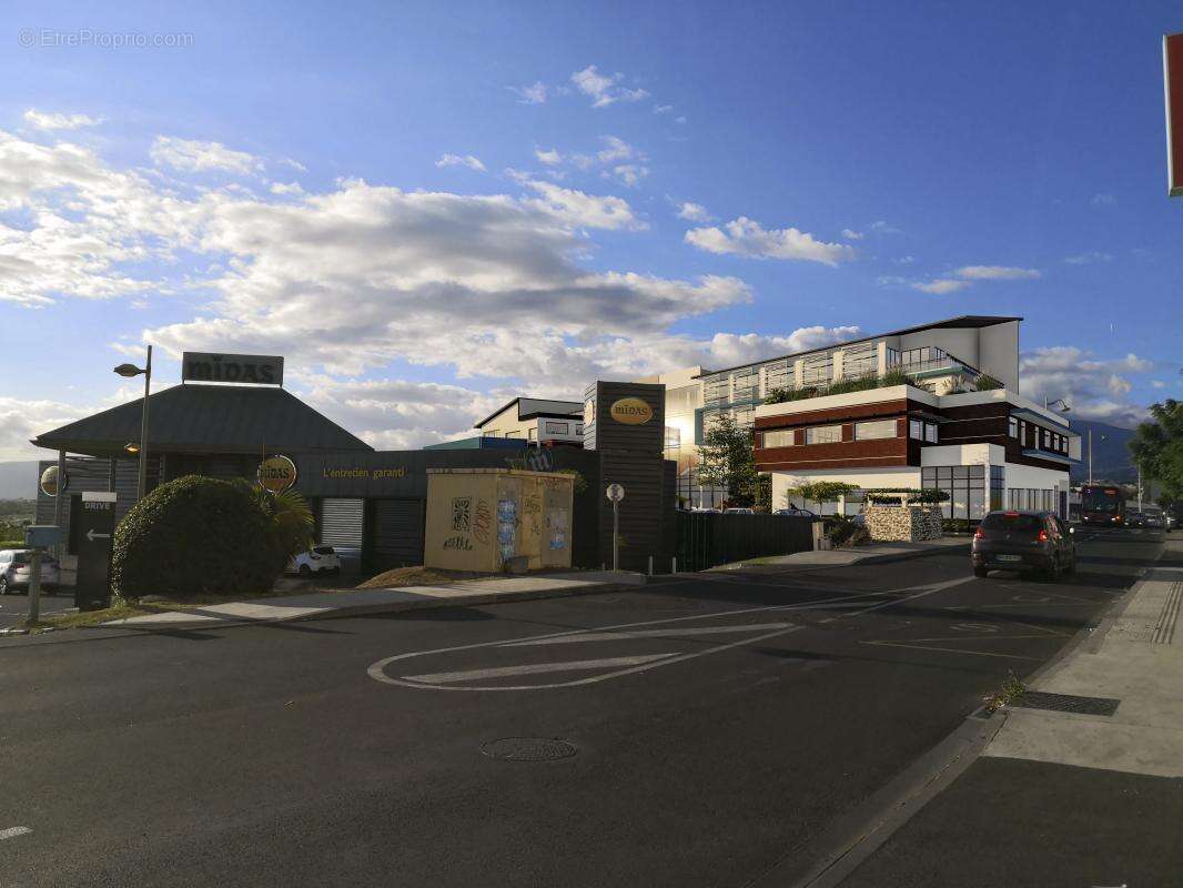 Commerce à SAINT-PIERRE