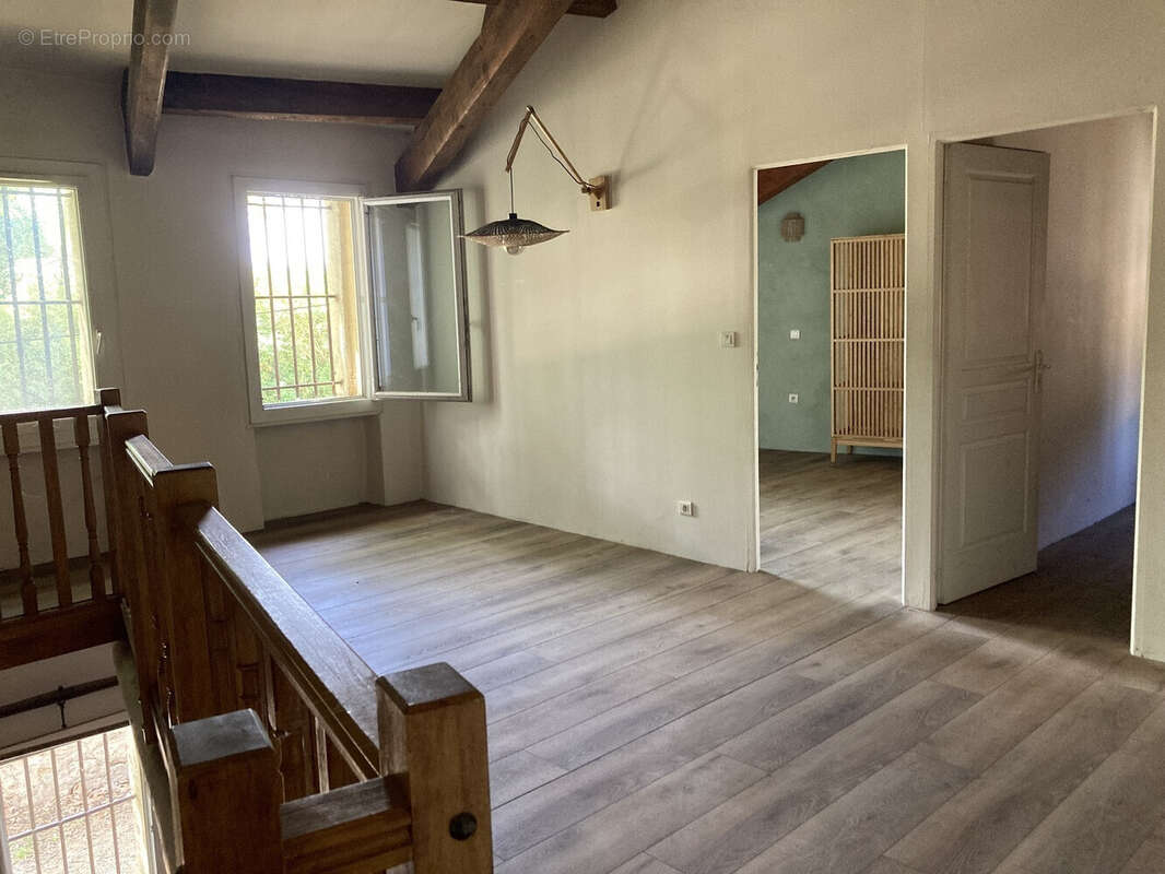 Maison à MALLEMORT