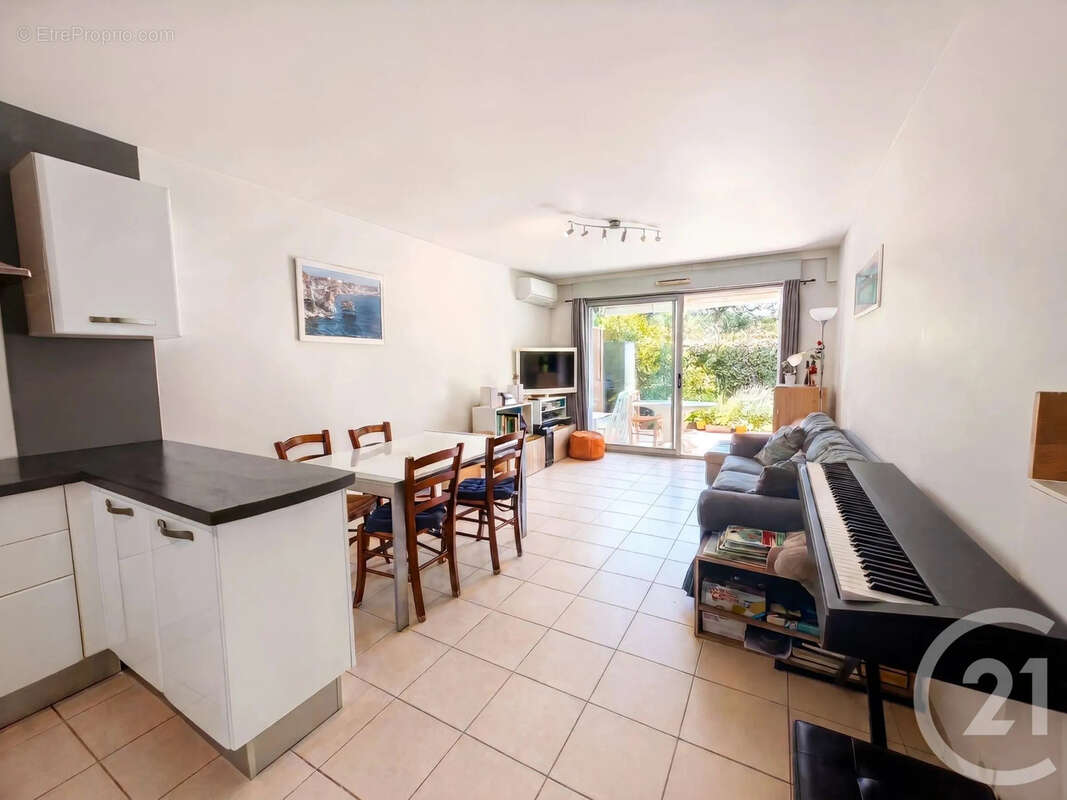 Appartement à VALBONNE