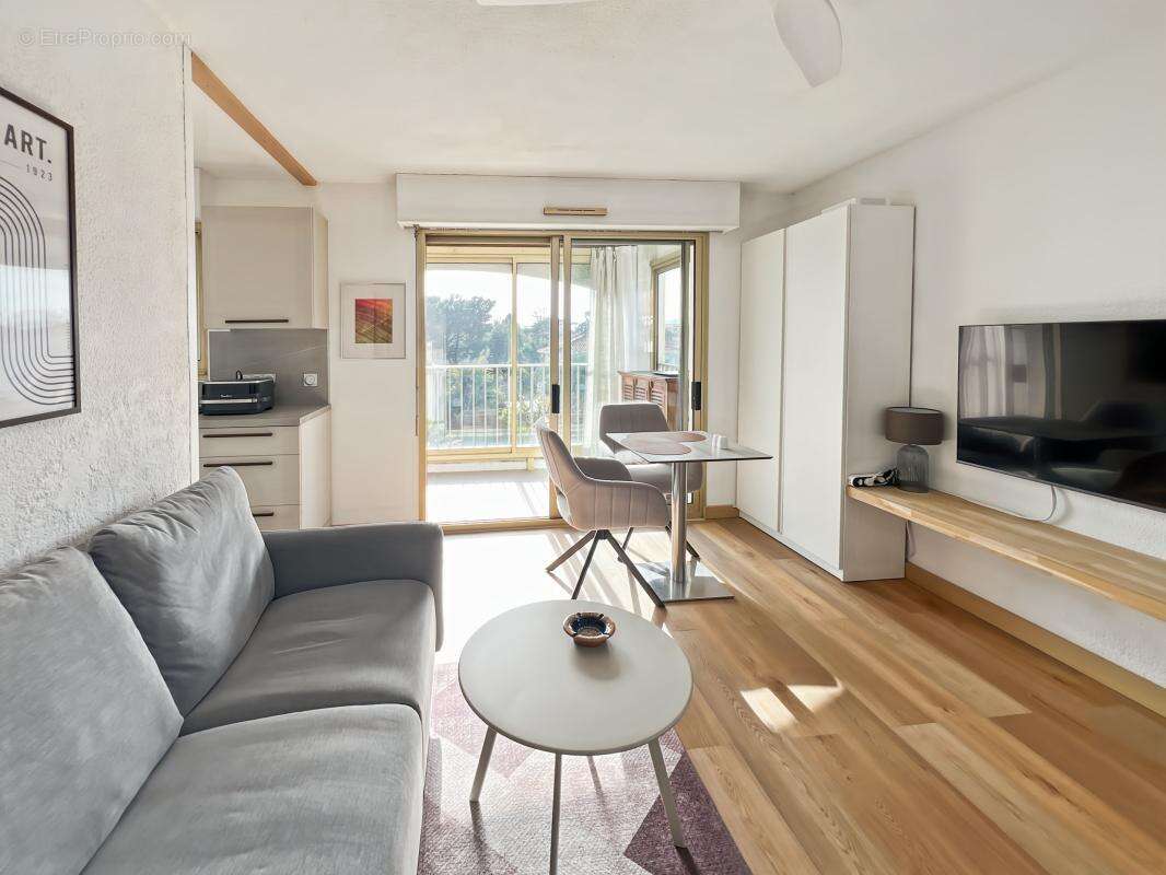 Appartement à FREJUS