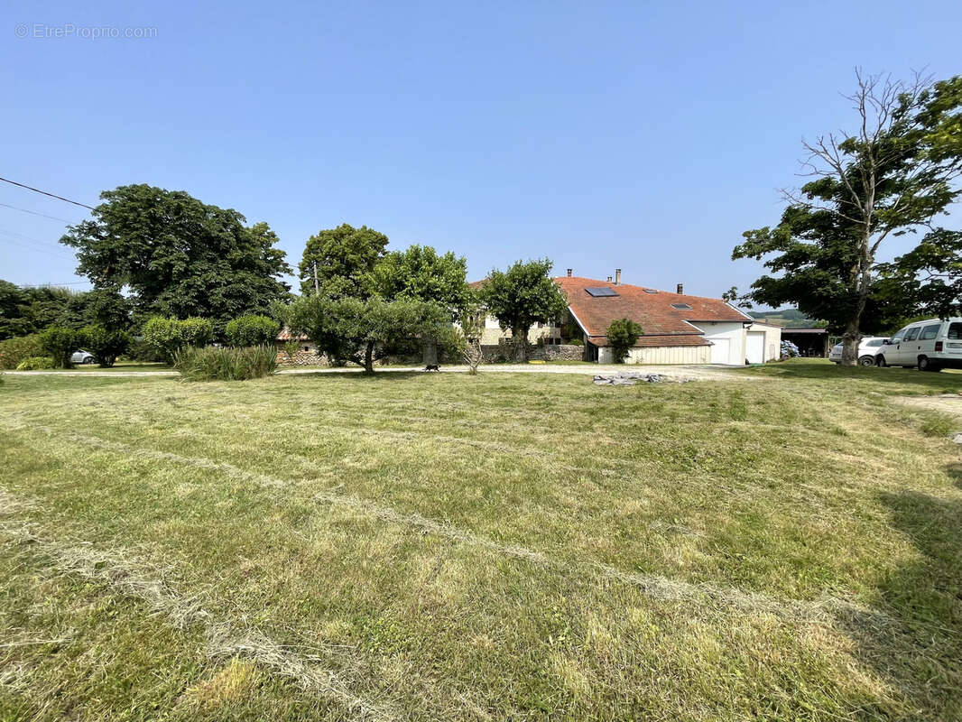 Maison à CHATEAUNEUF-DE-GALAURE