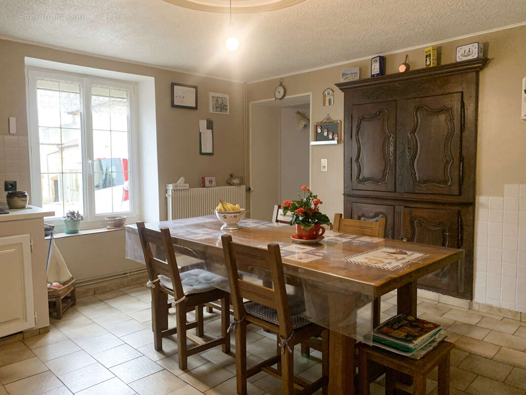 Maison à FRENELLE-LA-GRANDE