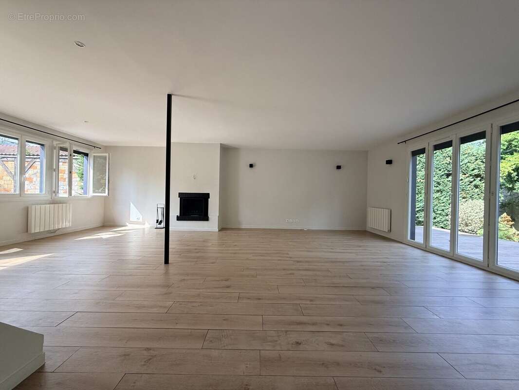 Maison 150 m² à Clamart  - photo 4