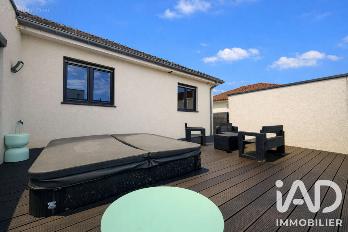 Maison 264 m² à Lachambre  - photo 6