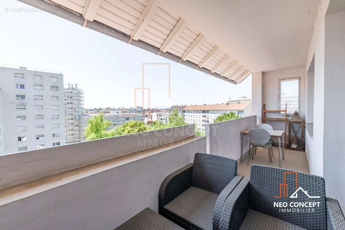 Appartement 2 pièces de 57,27 m² – Dernier étage – Ascenseur – Terrasse – Parking – Grenier - photo 4