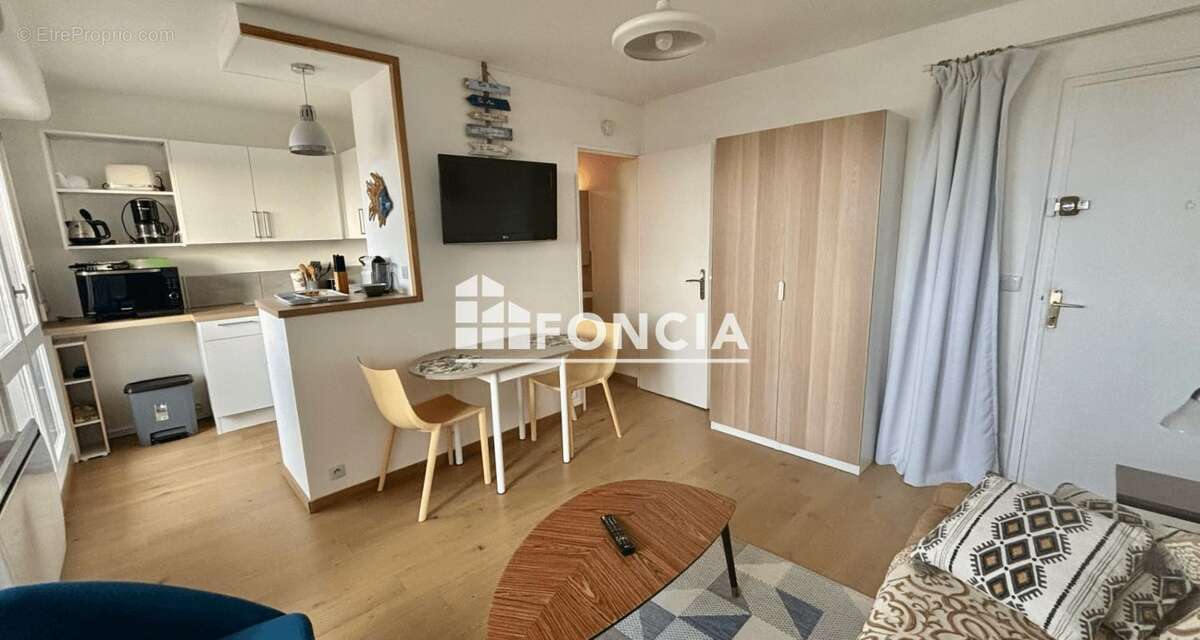 Appartement à COURSEULLES-SUR-MER