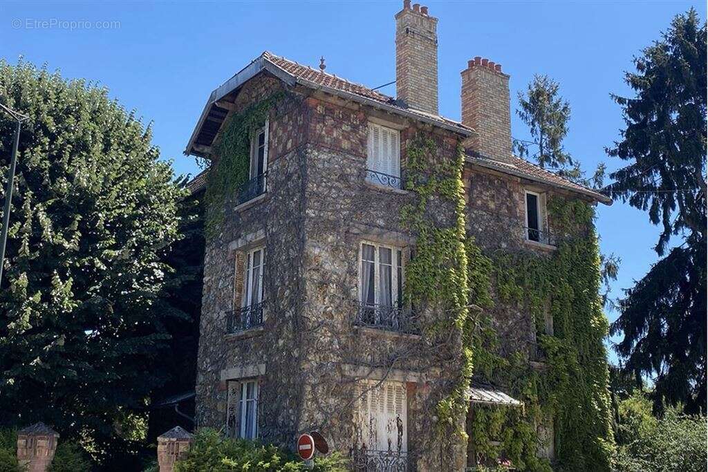 Maison à BOURG-LA-REINE