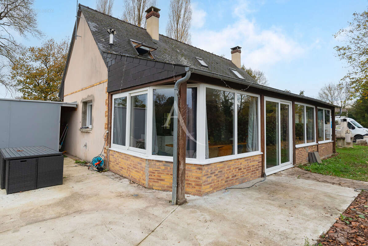À VENDRE  - Maison de 122 m² - Brissarthe / Chemiré - À deux pas de la Sarthe - photo 9