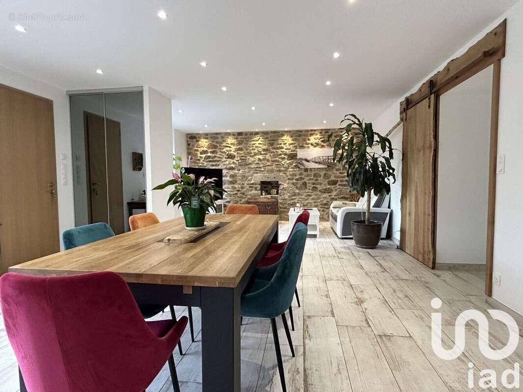 Photo 3 - Maison à SURZUR