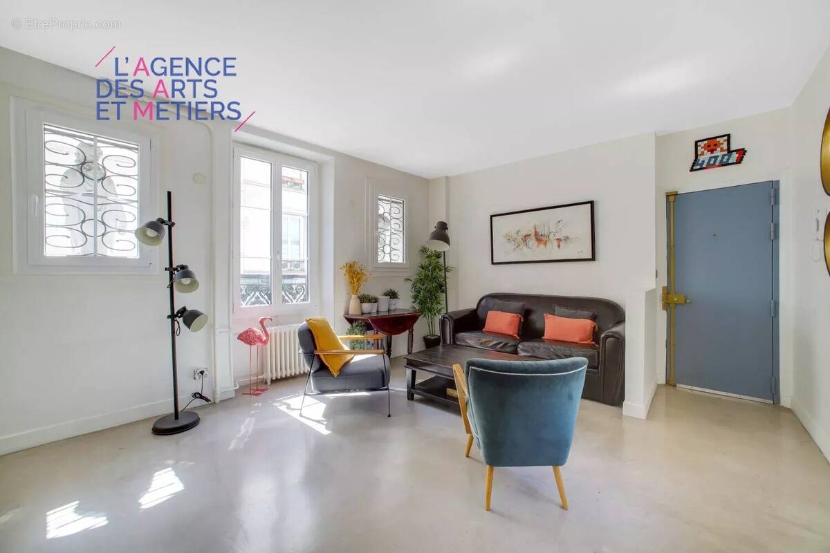 Appartement à PARIS-17E