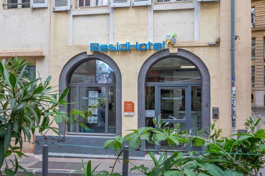 Appartement à MARSEILLE-2E