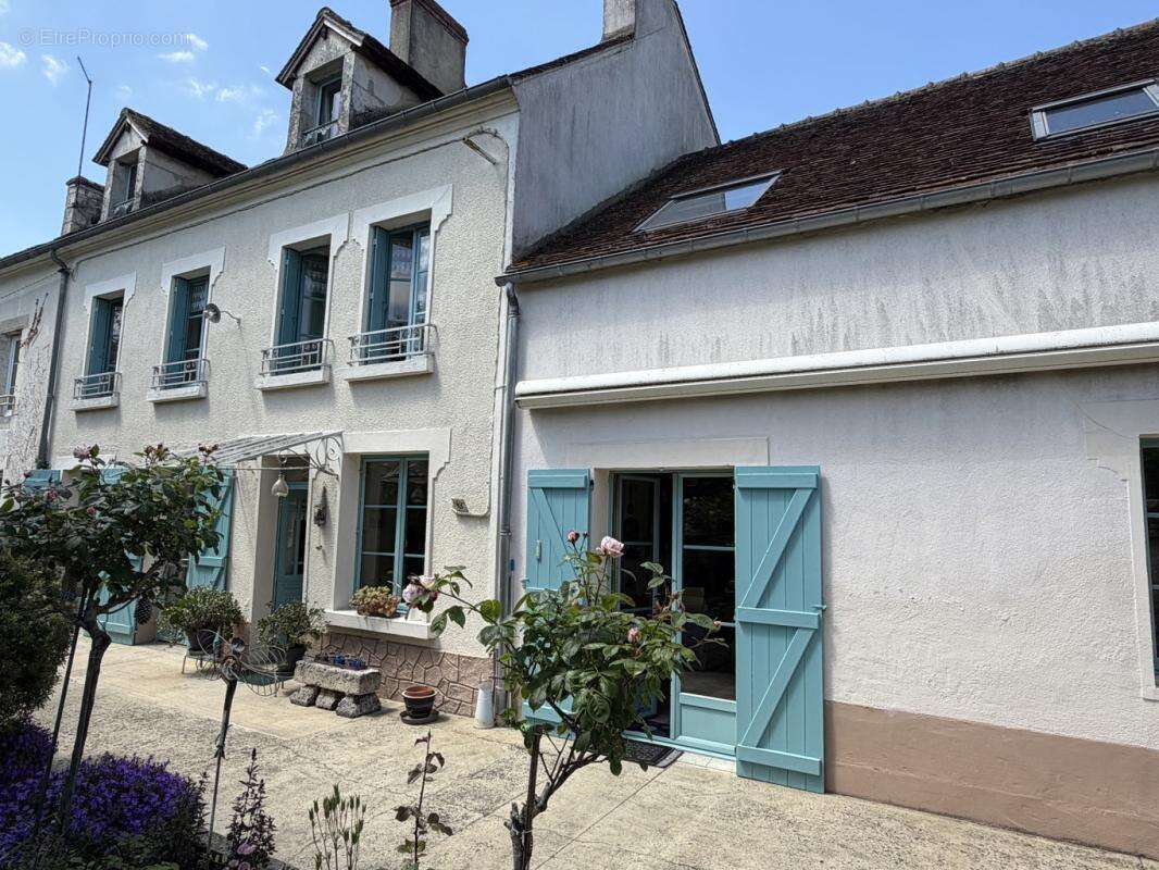 Maison à LE PIN-LA-GARENNE