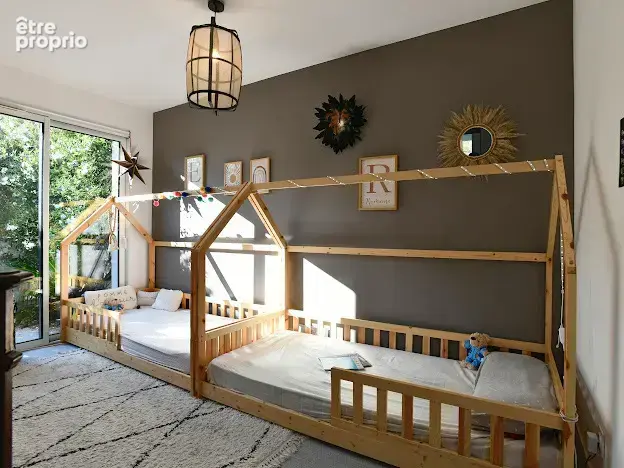Coup de cœur assuré pour cette maison neuve (2020) de 131 m² de plain-pied, 4 chambres, garage, jardin, dans son écrin de verdur - photo 6