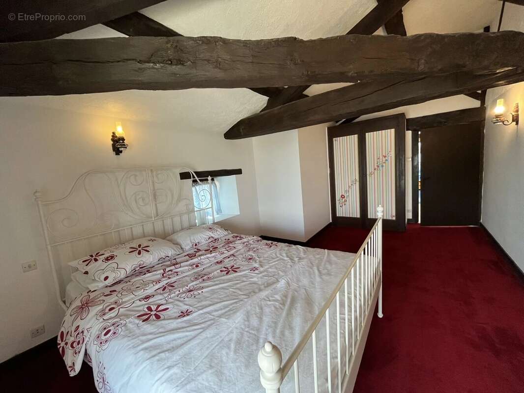 Maison à FAYE-L&#039;ABBESSE