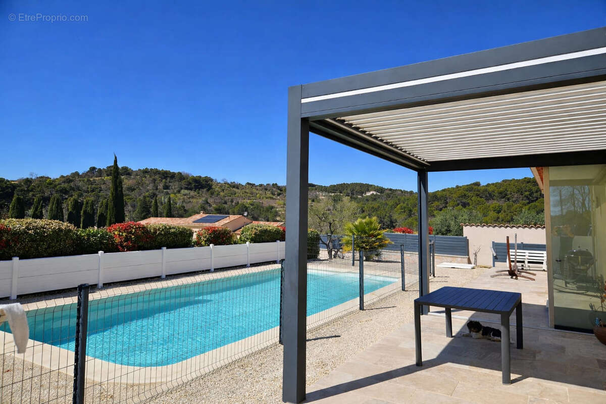 Proche nyons - superbe villa avec piscine au calme - photo 2