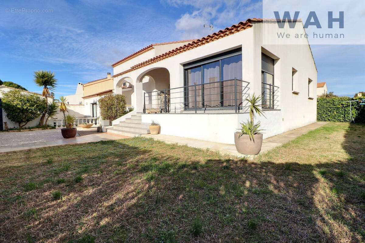 A vendre maison 5 pieces 130 m2 et appartement 2 pieces 68 m2 avec jardin et garage - photo 2