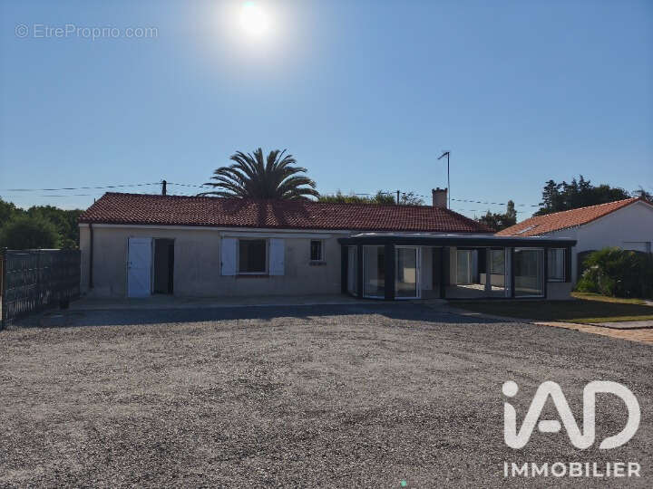 Maison 124 m² à La Plaine-Sur-Mer  - photo 3