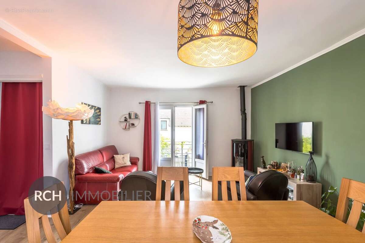 Appartement à HOUDAN